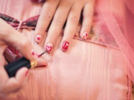 tips and tricks to dry nail polish faster